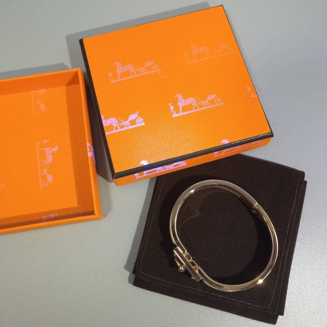[Glow Muse]H CLOUD BLUE BRACELET