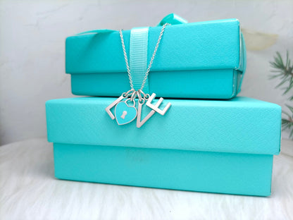 [Glow Muse ]LOVE TEXT PEDANT NECKLACE