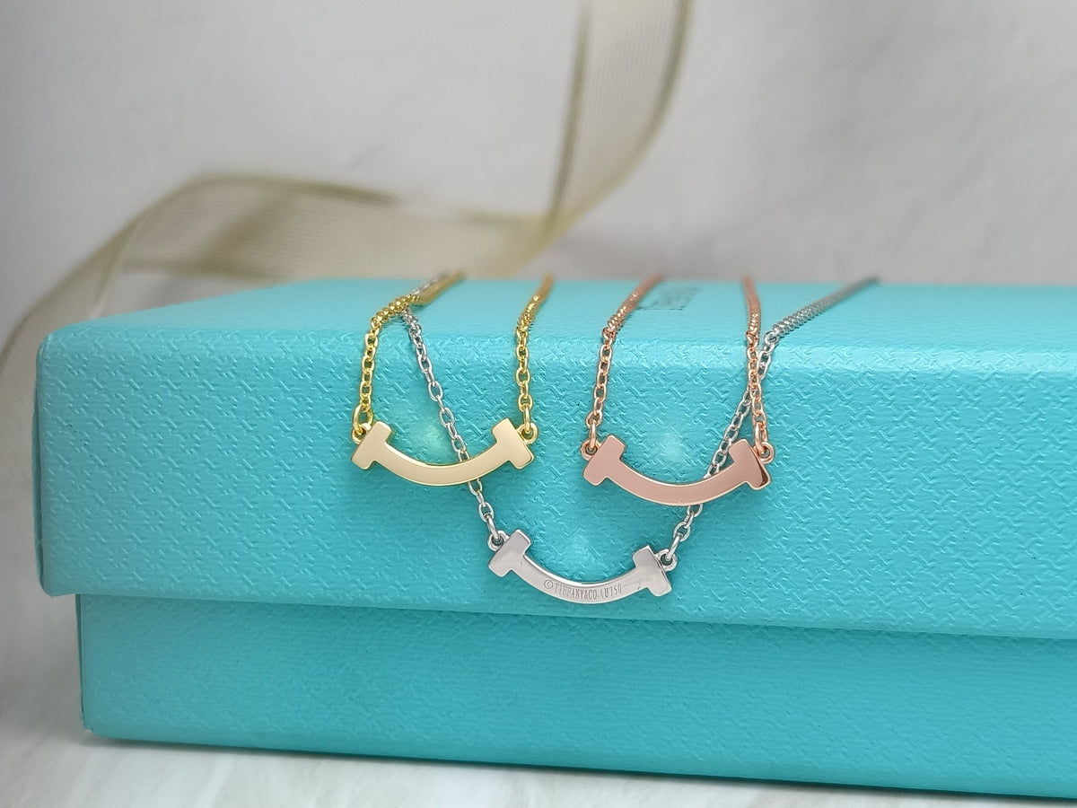 [Glow Muse ]MINI SMILE PEDANT NECKLACE