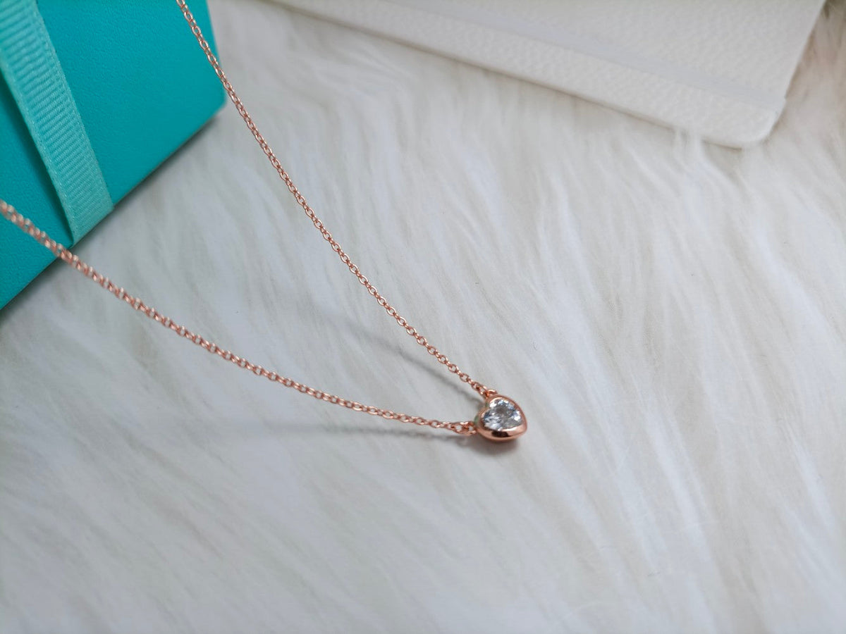 [Glow Muse ]HEART BIG DIAMOND NECKLACE