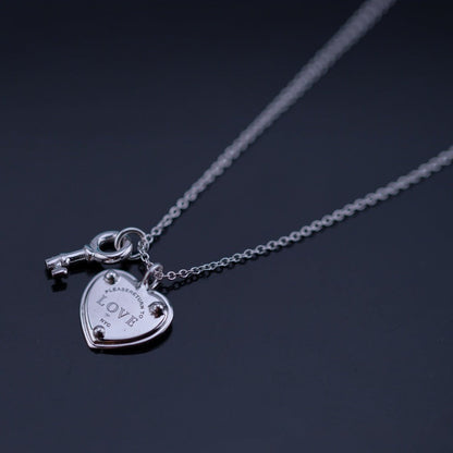 [Glow Muse ]KEY AND HEART SILVER NECKLACE