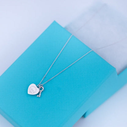 [Glow Muse ]KEY AND HEART SILVER NECKLACE