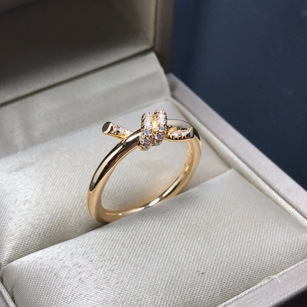 [Glow Muse ]KNOT RING 1.2MM DIAMOND