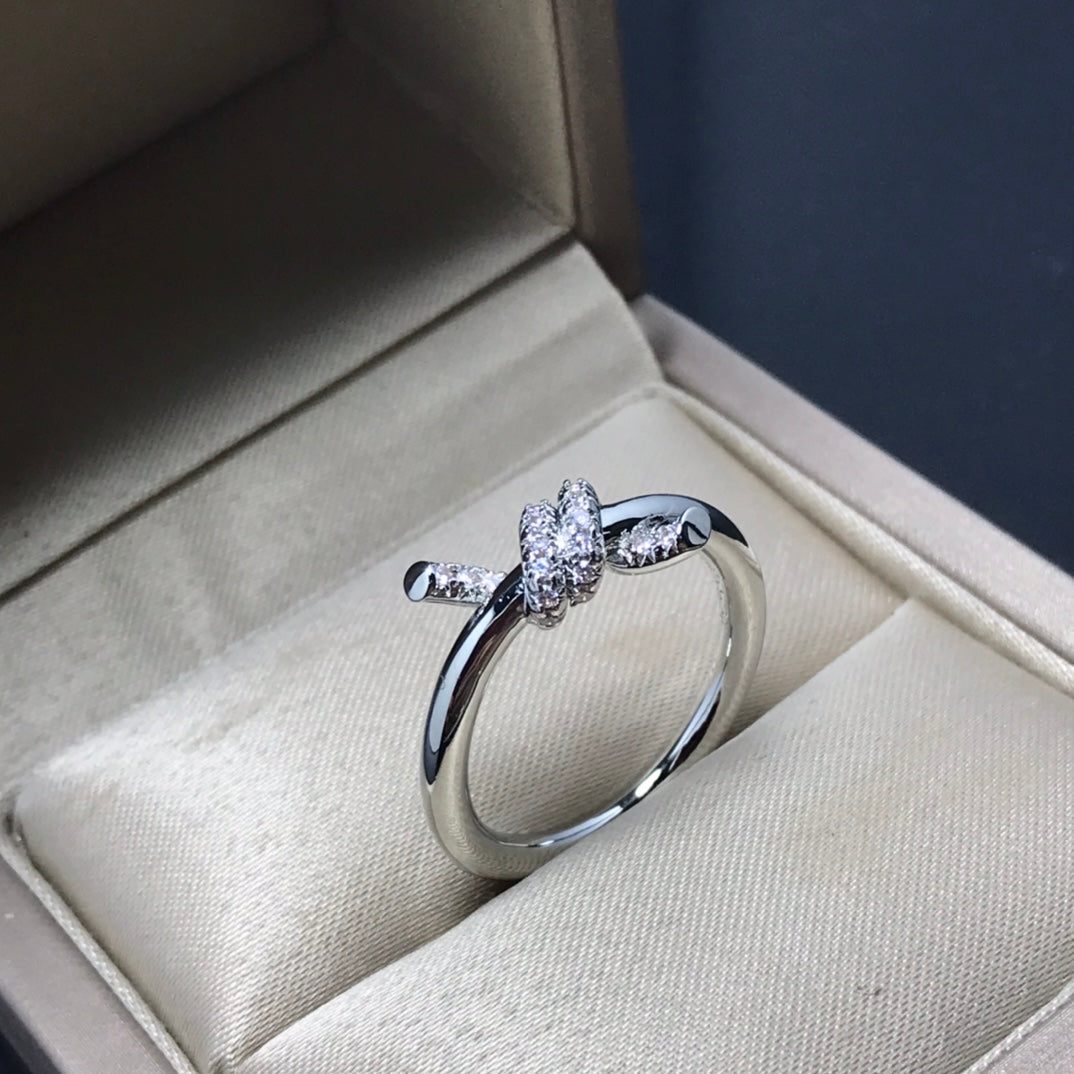 [Glow Muse ]KNOT RING 1.2MM DIAMOND