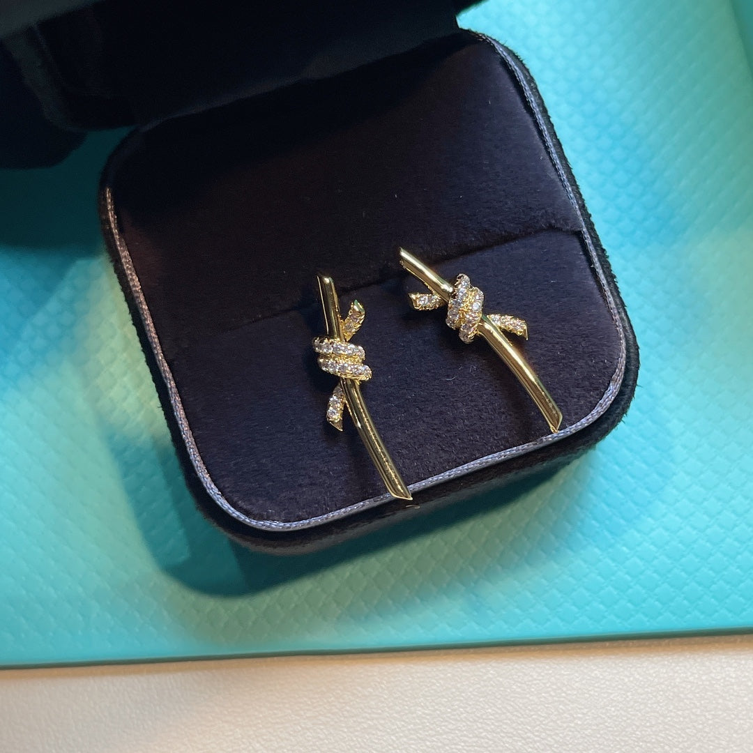 [Glow Muse ]KNOT EARRINGS GOLD DIAMOND