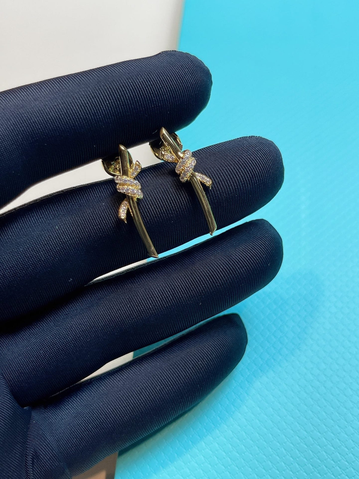 [Glow Muse ]KNOT EARRINGS GOLD DIAMOND