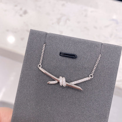 [Glow Muse ]KNOT NECKLACE DIAMONDS