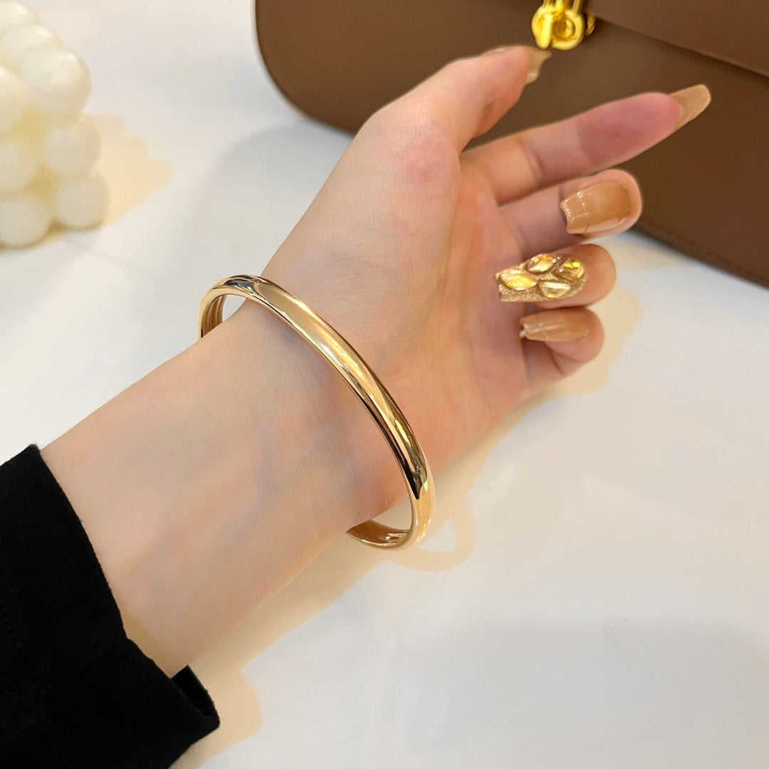 [Glow Muse]PANTHERE GOLD DIAMOND OPEN BRACELET
