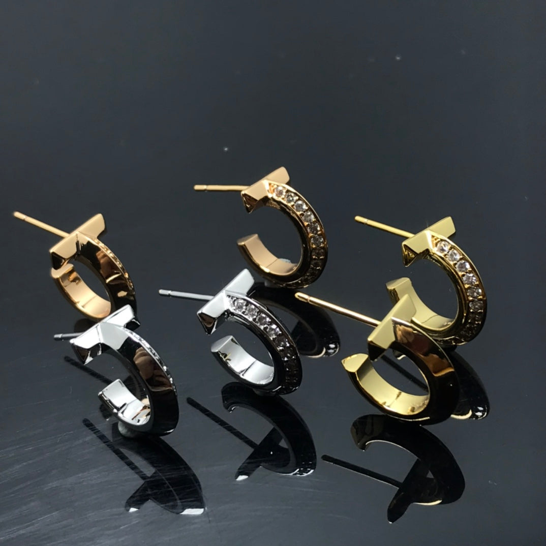 [Glow Muse ]T HOOP DIAMOND EARRINGS