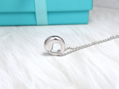 [Glow Muse ]SNAIL PEDANT SILVER NECKLACE