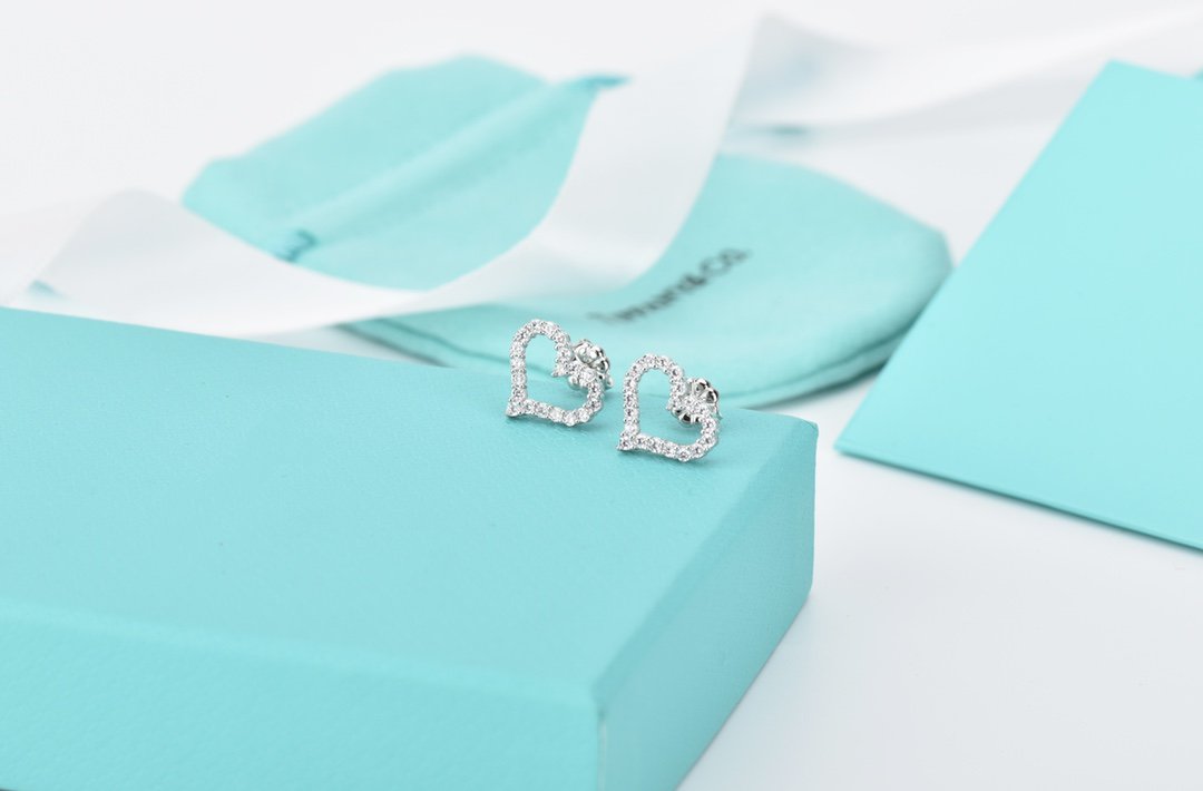 [Glow Muse ]OPEN HEART STUD DIAMOND EARRINGS