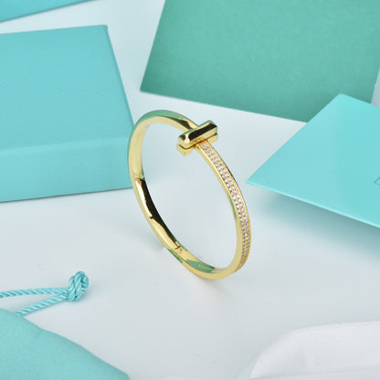 [Glow Muse ]WIDE DIAMONDS HINGED BANGLE