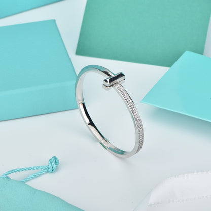 [Glow Muse ]WIDE DIAMONDS HINGED BANGLE