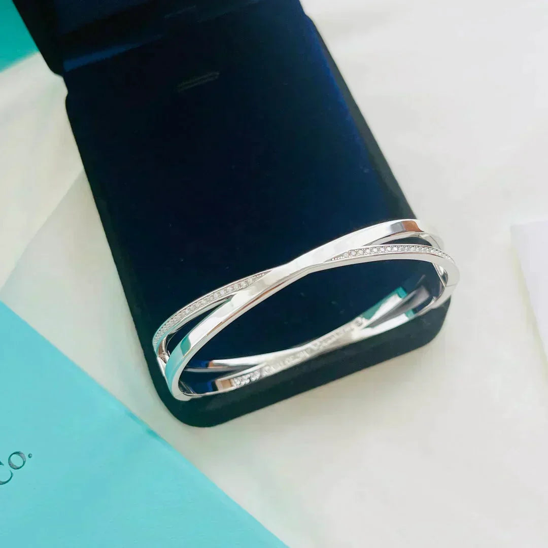 [Glow Muse ]NARROW HINGED BANGLEIN WITH DIAMONDS SMALL