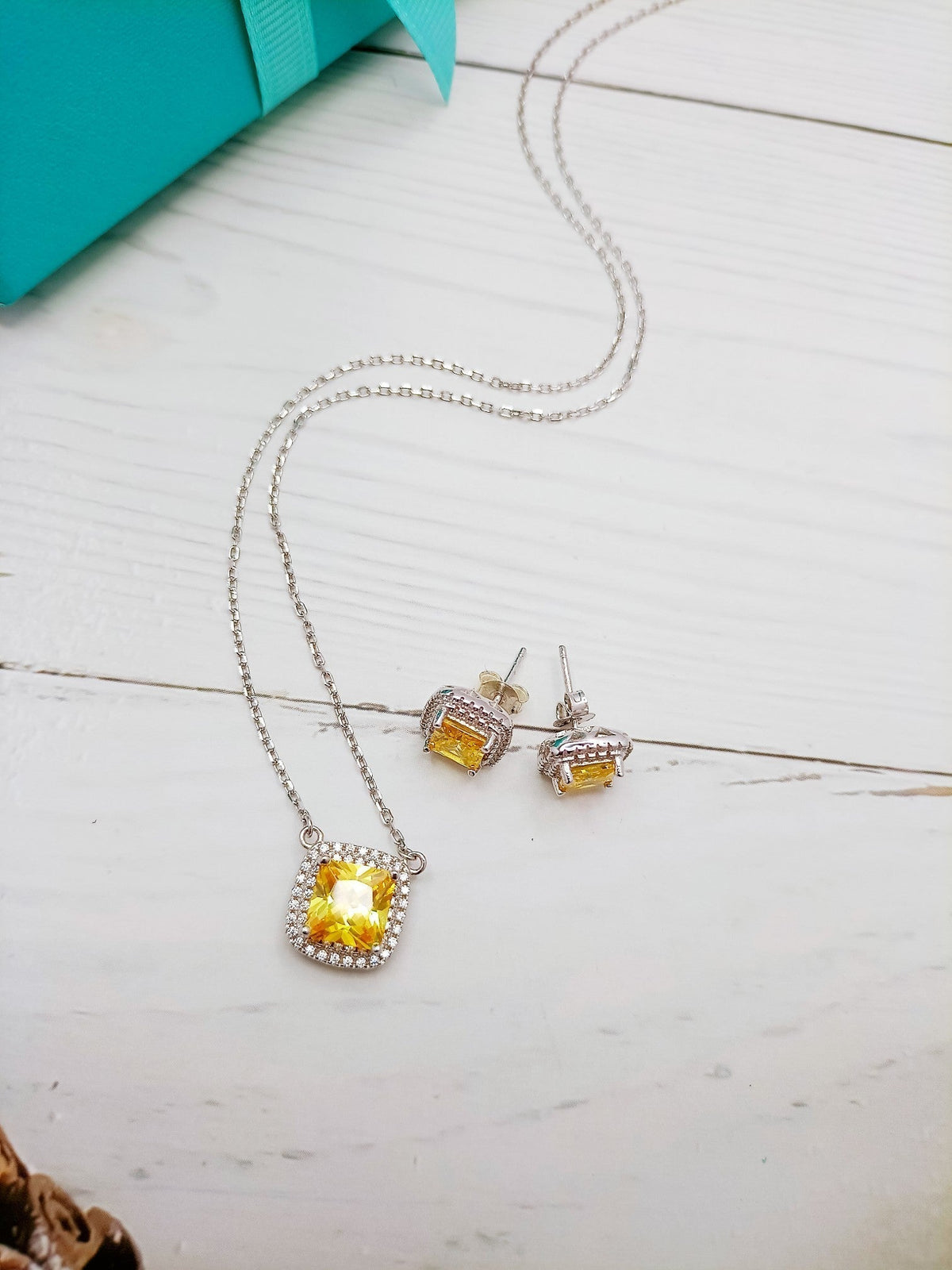 [Glow Muse ]SPARKLERS CITRINE GEMSTONE PENDANT NECKLACE STERLING SILVER