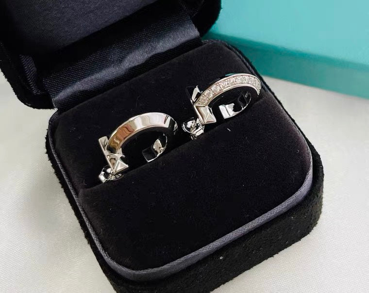 [Glow Muse ]HOOP EARRINGS IN ROSE GOLD WITH DIAMONDS
