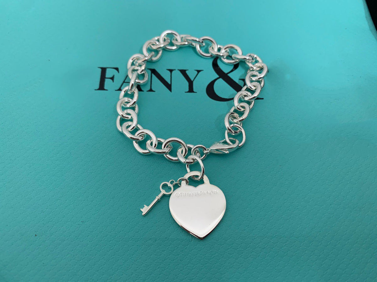[Glow Muse ]KEY HEART CARD CHUNKY INTERLOCKING BRACELET LENGTH