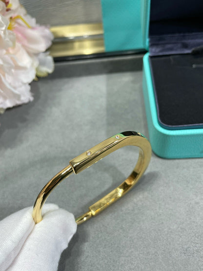 [Glow Muse ]LOCK BRACELET 8 DIAMOND