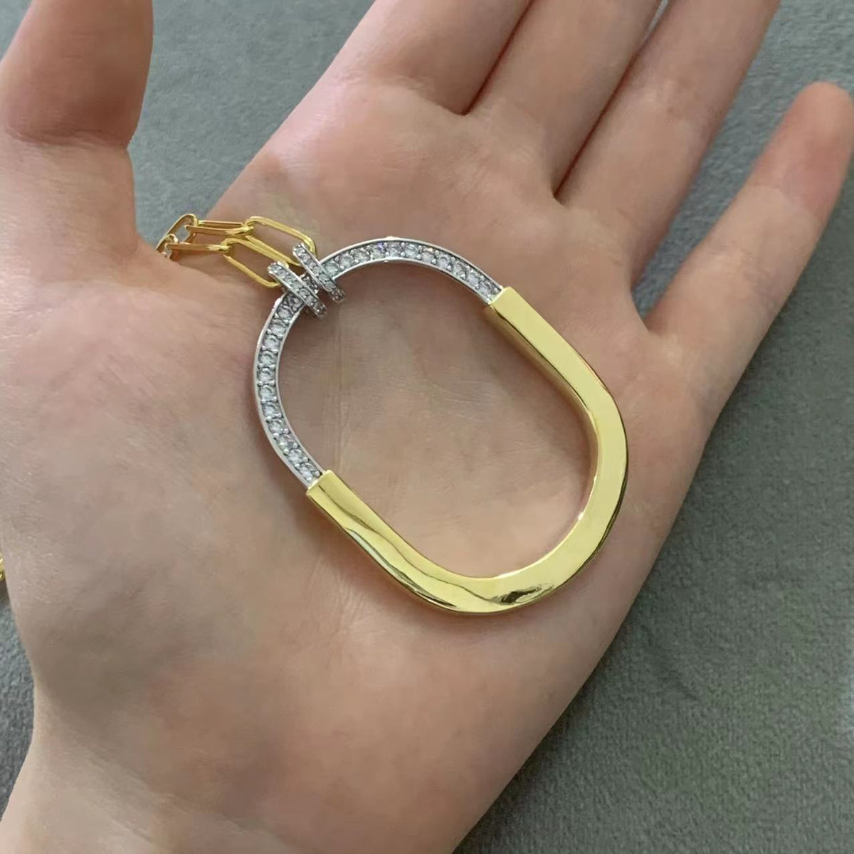 [Glow Muse ]LOCK DIAMOND NECKLACE