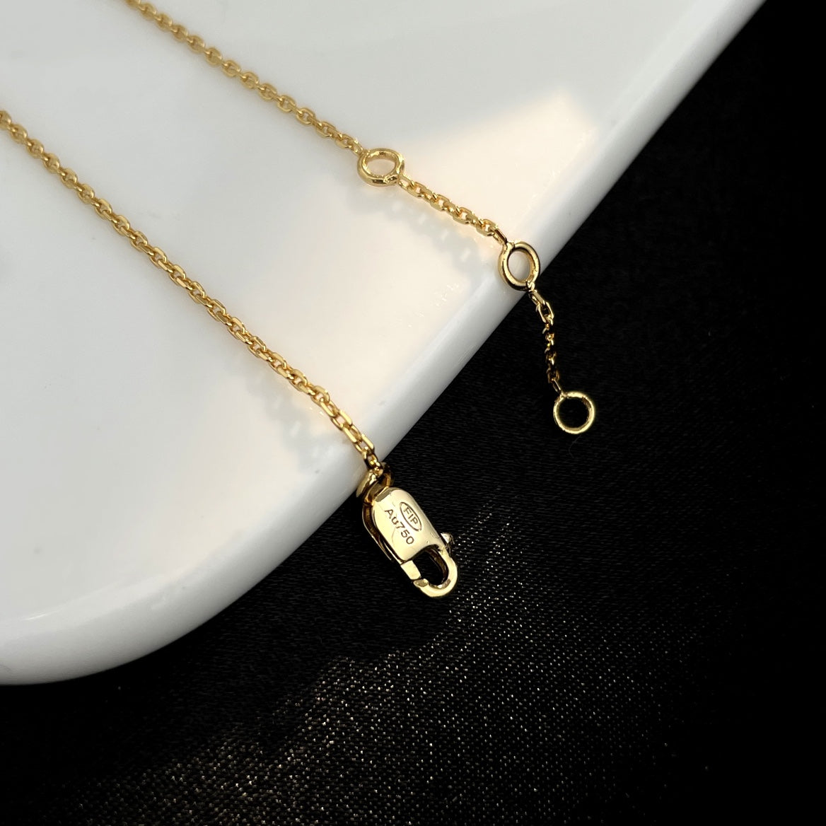 [Glow Muse]FORCE 10 FULL DIAMOND BUCKLE CHAIN LINK MINI MODEL