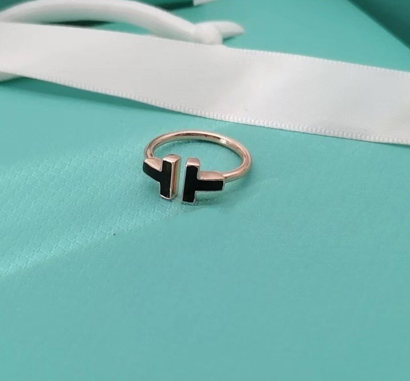 [Glow Muse ]T SMALL ONYX PINK GOLD RING