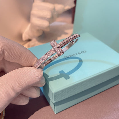 [Glow Muse ]T1 WIDE HINGED BANGLE DIAMOND PAVED BRACELET