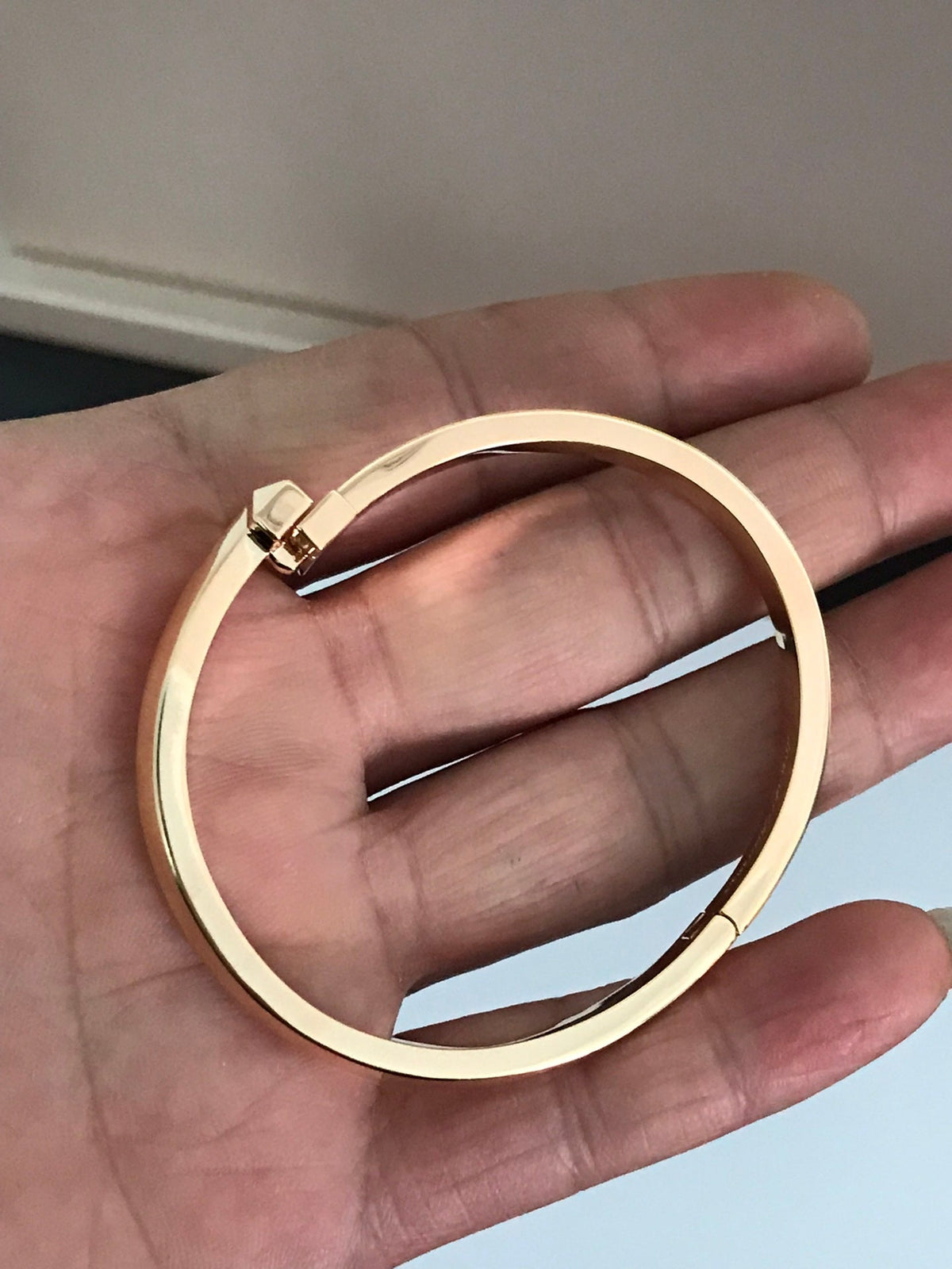 [Glow Muse ]T1 WIDE DIAMOND HINGED BANGLE PINK GOLD
