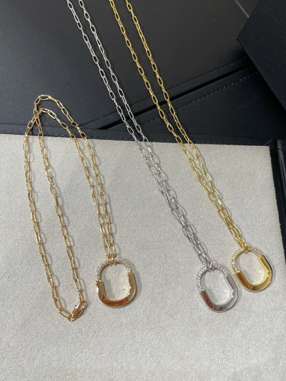 [Glow Muse ]LOCK MEDIUM PENDANT DIAMOND NECKLACE