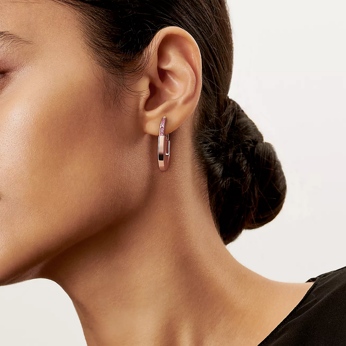[Glow Muse ]LOCK MEDIUM PINK DIAMOND PINK GOLD EARRINGS