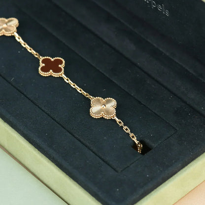 [⭐Glow Muse] CLOVER 5 MOTIF RED CORNELIAN BRACELET COLLECTION