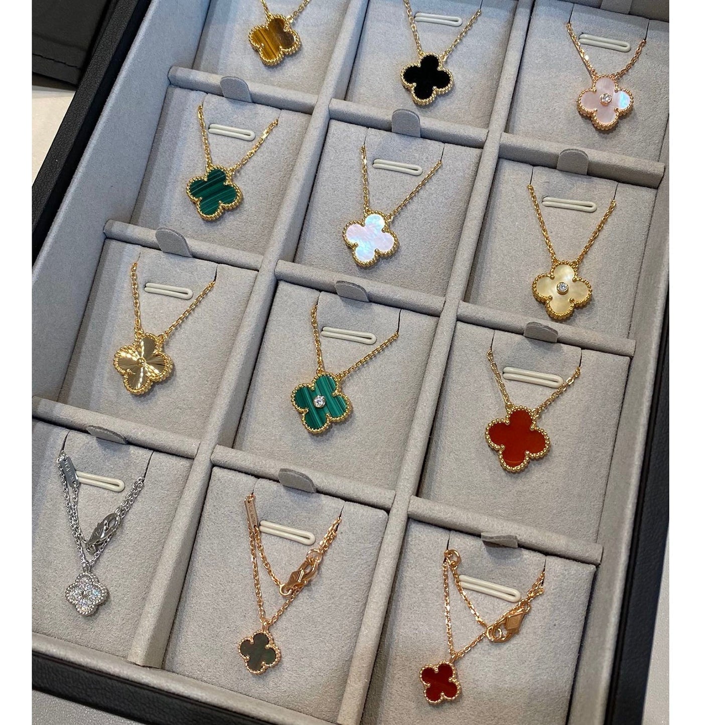 [Glow Muse]CLOVER 15MM LASER NECKLACE SILVER