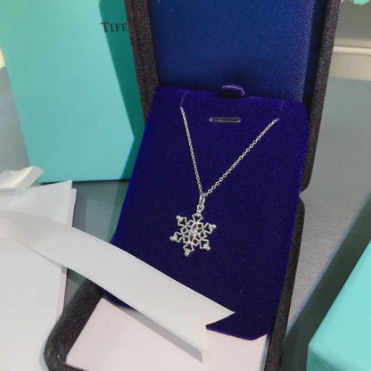 [Glow Muse ]STERLING SILVER SNOWFLAKE PENDANT NECKLACE