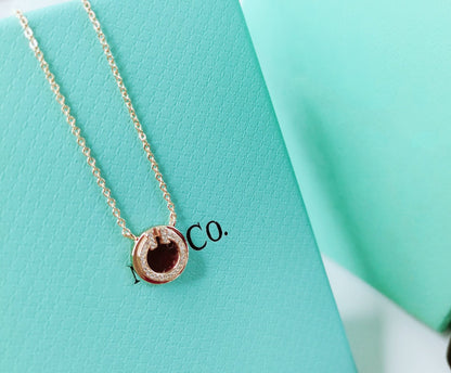[Glow Muse ]DIAMOND AND MOTHER PEARL CIRCLE NECKLACE PENDANT