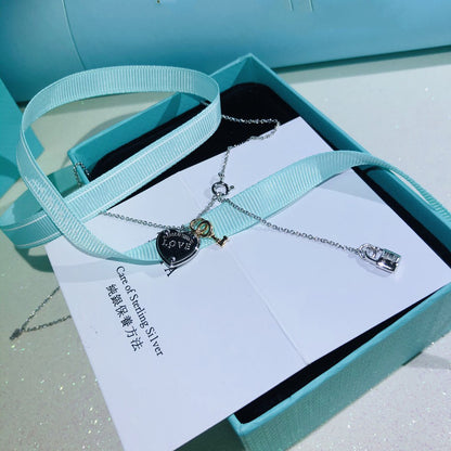 [Glow Muse ]LOVE HEART TAG KEY NECKLACE