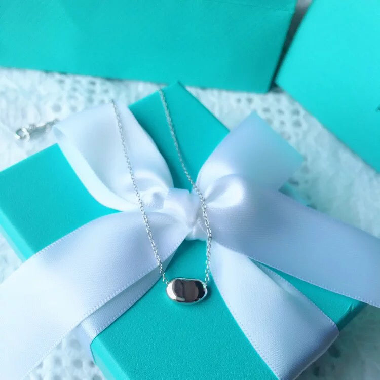 [Glow Muse ]VINTAGE BEAN NECKLACE