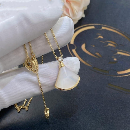 [Glow Muse]DREAM NECKLACE WHITE MOP GOLD 1 DIAMOND