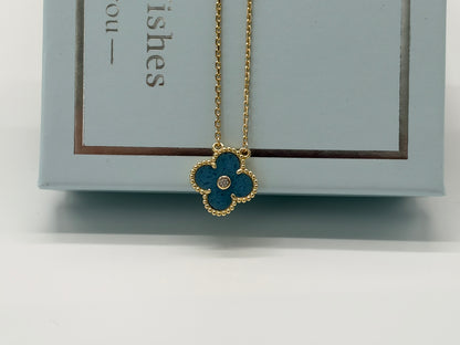 [⭐Glow Muse]Vintage Alhambra Holiday Pendant Necklace