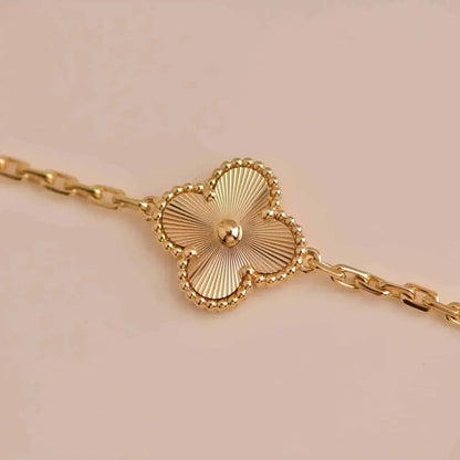 [⭐Glow Muse] CLOVER 5 MOTIF LASER BRACELET COLLECTION