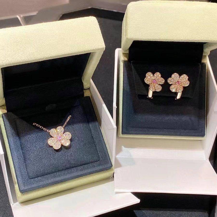 [Glow Muse]FRIVOLE ROSE GOLD FLOWER DIAMOND NECKLACE