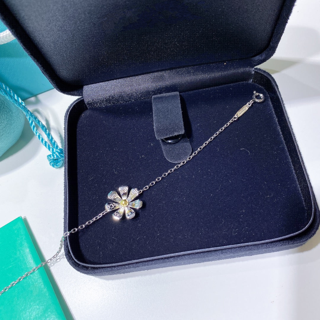 [Glow Muse ]FLOWER RETURN TO TIF BRACELET